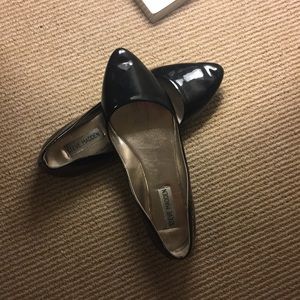 Steve Madden black flats